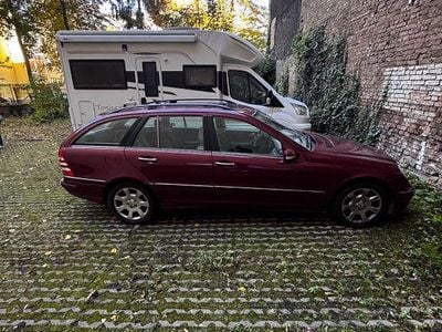 Mercedes C200