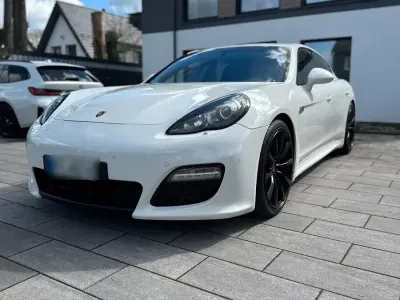 Gebraucht Porsche Panamera 4S 400 PS (294 kW) 2011 Weiß Kleinwagen
