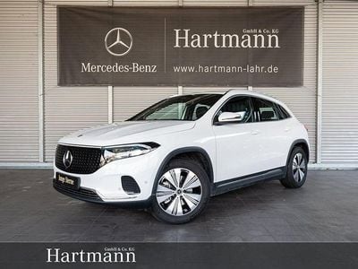Polarweiß Gebraucht 2024 Mercedes EQA300 Advanced SUV | 33.750 € (Guter Preis)