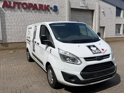 Gebraucht Ford Transit Custom Trend 131 PS (96 kW) 2018 Weiß (frozen white) Van
