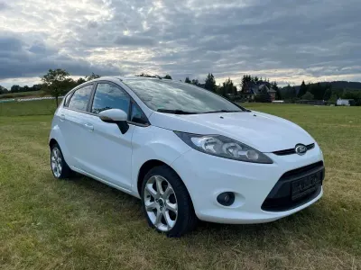 Gebraucht Ford Fiesta Viva 82 PS (60 kW) 2011 Weiß Limousine
