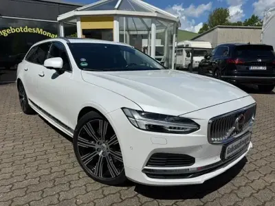 Gebraucht Volvo V90 Inscription 392 PS (288 kW) 2022 Weiß Kombi