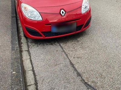 Second-hand Renault Twingo 58 CP (42 kW) 2008 Roșu Hatchback
