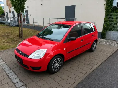 Gebraucht Ford Fiesta 81 PS (59 kW) 2005 Rot Kleinwagen