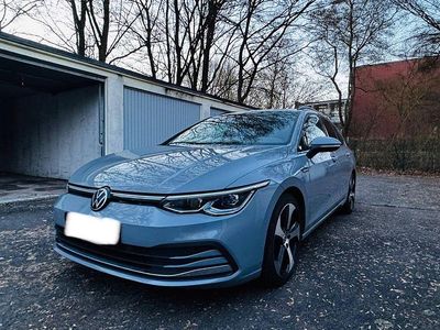 Gebraucht VW Golf VII Style 150 PS (110 kW) 2021 Grau Kleinwagen