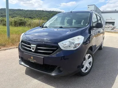 Gebraucht Dacia Lodgy Ambiance 83 PS (61 kW) 2013 Blau Van / Kleinbus