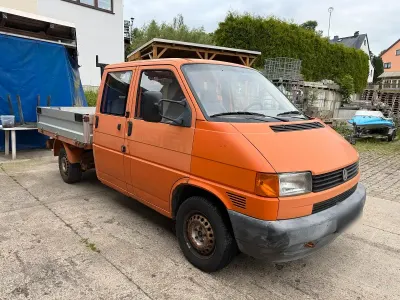 Gebraucht VW T4 68 PS (50 kW) 1998 Orange Van
