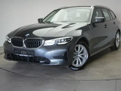 Gebraucht BMW 318 Advantage 150 PS (110 kW) 2021 Grau Kombi