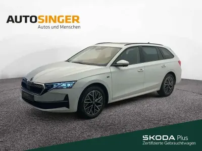 Gebraucht Skoda Octavia Tour 150 PS (110 kW) 2025 Moonweiß perleffekt Kombi