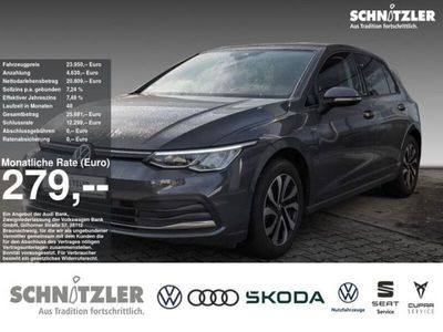 gebraucht VW Golf VIII 2.0 TDI DSG Life ACC/AHK/KAM+++