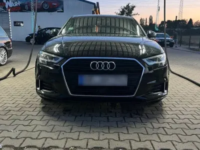 Gebraucht Audi A3 Ambiente 150 PS (110 kW) 2017 Schwarz Limousine