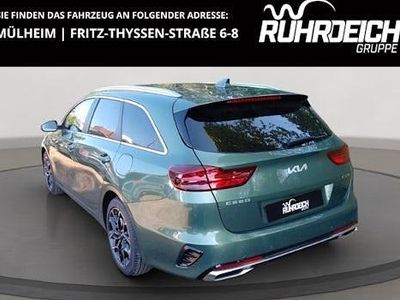 Gruen Neu 2025 Kia Ceed Sportswagon GT-Line Kombi | 34.279 €