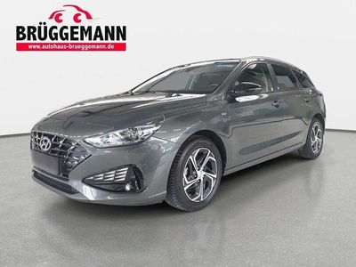 Grau Gebraucht 2021 Hyundai i30 Edition 30 Kombi | 17.890 € (Guter Preis)