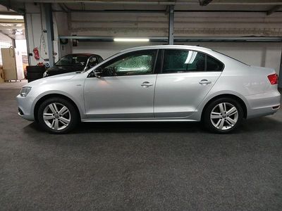 Gebraucht VW Jetta Match 105 PS (77 kW) 2012 Silber Limousine