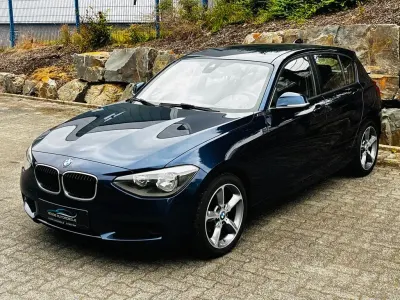 Gebraucht BMW 116 Sport Line 136 PS (100 kW) 2015 Blau Kleinwagen