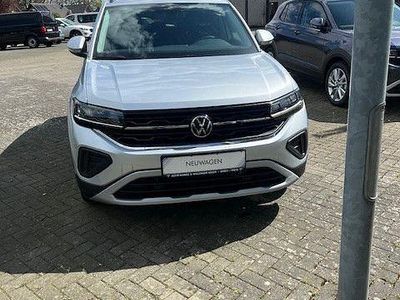 Nouă VW T-Cross Life 116 CP (85 kW) 2026 Argintiu SUV