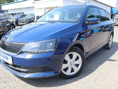 Gebraucht Skoda Fabia Ambition 105 PS (77 kW) 2017 Pacific blue Kombi