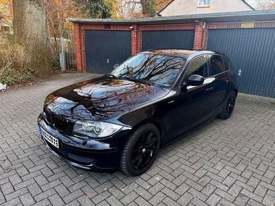 Gebraucht BMW 120 170 PS (125 kW) 2011 Schwarz Kleinwagen