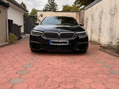 BMW M550