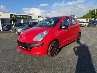 Gebraucht Nissan Pixo Visia 68 PS (50 kW) 2010 Rot Kleinwagen