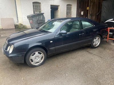 Mercedes CLK320