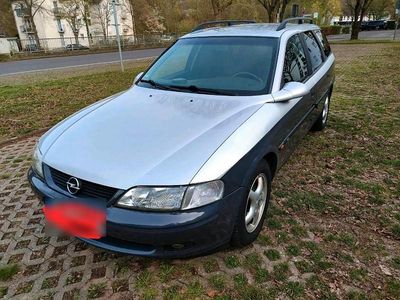 Usata Opel Vectra 136 CV (100 kW) 1998 Station wagon