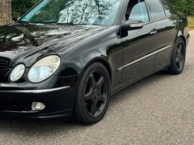 Gebraucht Mercedes E500 306 PS (225 kW) 2004 Schwarz Limousine