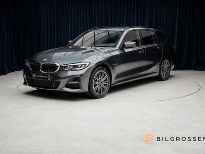 BMW 330e