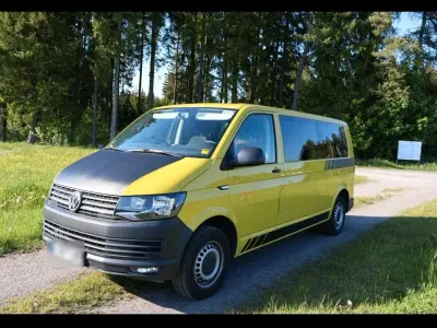 Gebraucht VW Caravelle Trendline 150 PS (110 kW) 2019 Gelb Van