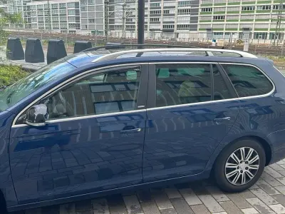 Gebraucht VW Golf VI 86 PS (63 kW) 2011 Blau Kleinwagen