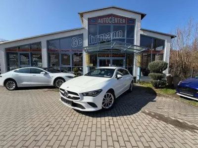Gebraucht Mercedes CLA180 136 PS (100 kW) 2019 Weiß Limousine