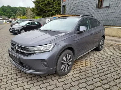 Gebraucht VW Taigo Move 95 PS (69 kW) 2024 Grau SUV