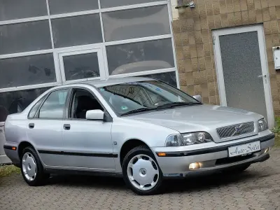 Gebraucht Volvo S40 122 PS (89 kW) 2000 Silber Limousine