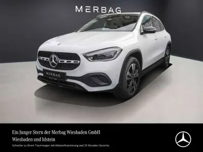 Second-hand Mercedes GLA250 Progressive 218 CP (160 kW) 2023 Alb SUV