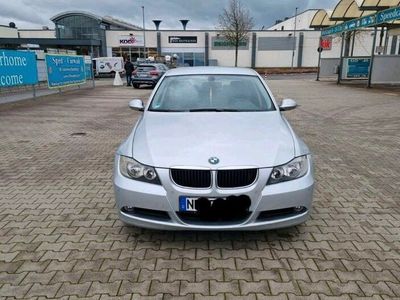 gebraucht BMW 320 i -