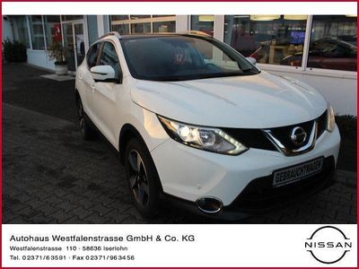 Weiß Gebraucht 2016 Nissan Qashqai N-Connecta SUV | 14.290 € (Fairer Preis)