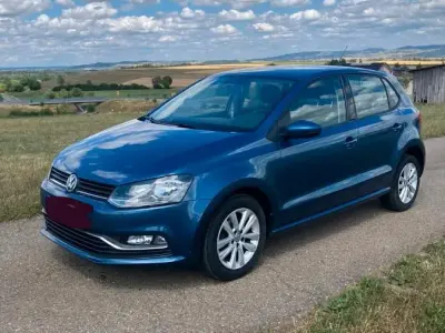 Gebraucht VW Polo 90 PS (66 kW) 2016 Blau Limousine
