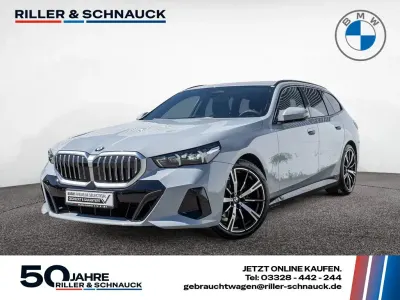 Gebraucht BMW 520 M Sport 197 PS (144 kW) 2025 Brooklyn grey Kombi