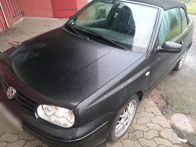 Gebraucht VW Golf Cabriolet 115 PS (84 kW) 2002 Schwarz Cabrio