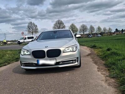 Usata BMW 750 381 CV (280 kW) 2013 Berlina