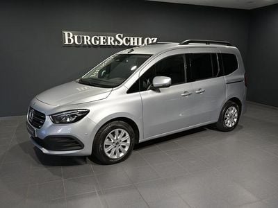 Gebraucht Mercedes T180 Progressive 116 PS (85 kW) 2024 Helvinsilber metallic Van / Kleinbus