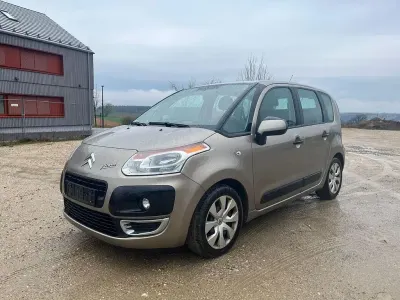 Gebraucht Citroën C3 Picasso Tendance 95 PS (69 kW) 2010 Beige Van / Kleinbus