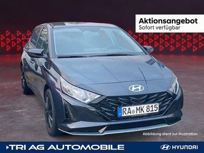 Aurora grey / met Gebraucht 2025 Hyundai i20 Trend Limousine | 22.970 € (Teuer)