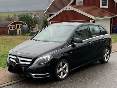 gebraucht Mercedes B180 CDI BlueEFFICIENCY -