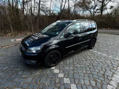 Gebraucht VW Touran 140 PS (102 kW) 2010 Schwarz Van / Kleinbus