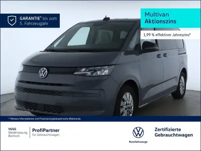 Käytetty VW Multivan Basis 150 HP (110 kW) 2025 Harmaa Tila-auto