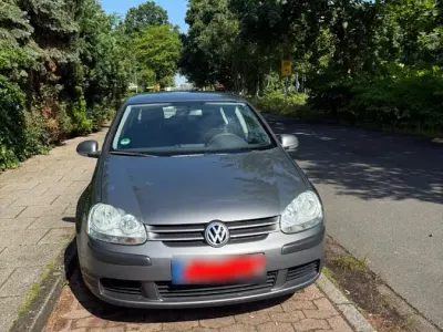 Gebraucht VW Golf V 75 PS (55 kW) 2004 Grau Kleinwagen