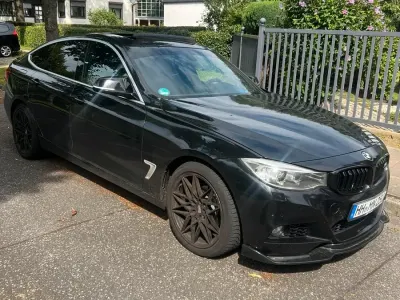 Gebraucht BMW 318 Sport Line 147 PS (108 kW) 2014 Schwarz Limousine