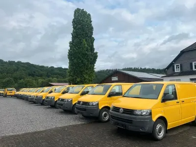 Usata VW Transporter 84 CV (61 kW) 2011 Giallo Furgone