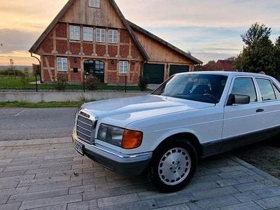 Gebraucht Mercedes E280 186 PS (136 kW) 1983 Weiß Limousine